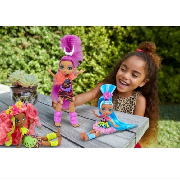 :* 4 NIB CAVE CLUB Dolls TELLA ROARALAI FERNESSA & SLATE 8" Fashion dolls BUNDLE - Picture 4 of 16